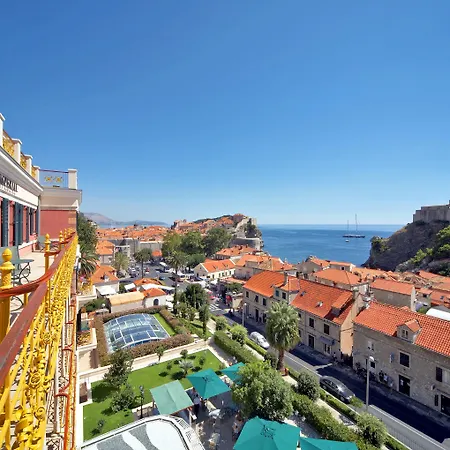 Hilton Imperial 5*