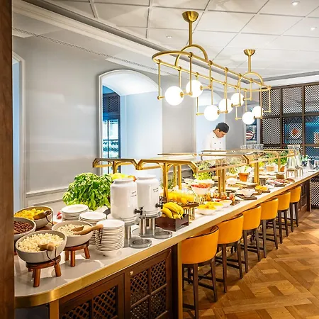 Hilton Imperial Hotel