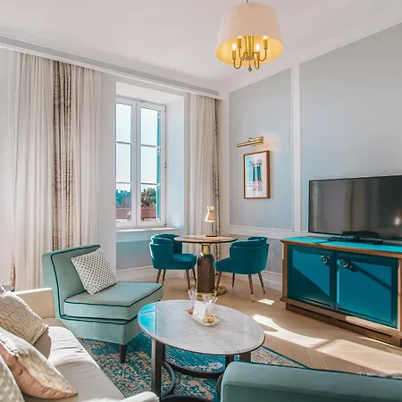 Hilton Imperial Hotel 5*