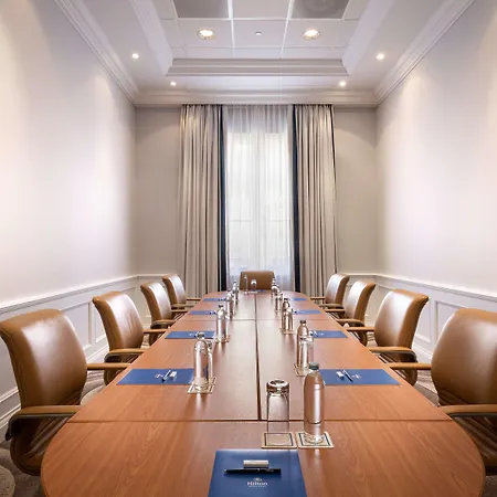 Hilton Imperial Отель