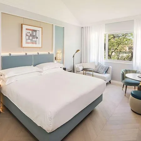 Hilton Imperial Hotel